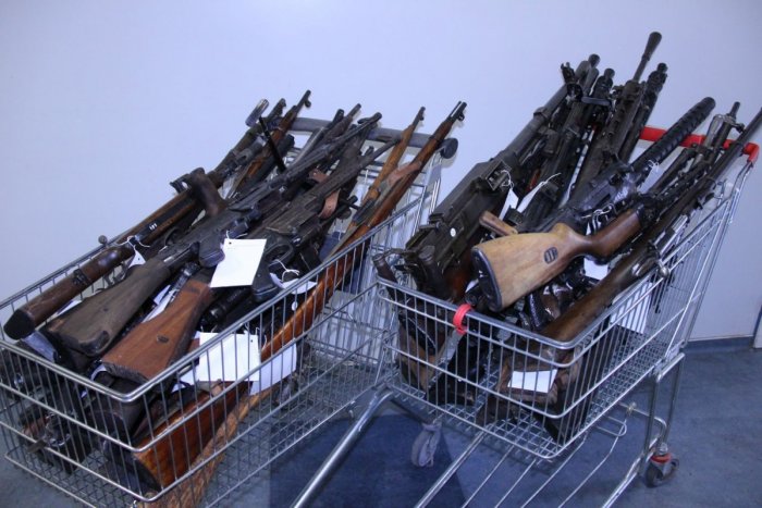 Ilustračný obrázok k článku Poriadne si zavaril: Slovák je zapletený do obchodu so zbraňami medzi KĽDR a Ruskom