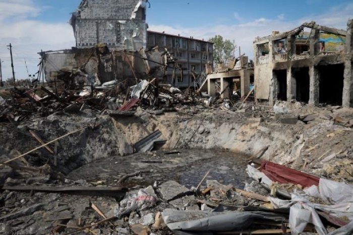Ilustračný obrázok k článku Ukrajina hlási ďalšie útoky: Jedna z ruských rakiet zasiahla obytnú budovu